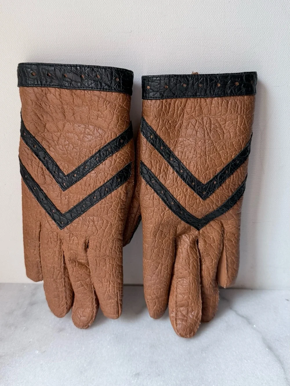 Brown Leather Gloves with Black Chevron Trim vintage